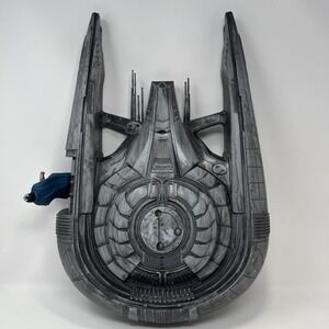 Predator Badlands Spaceship Popcorn Bucket with Dex figure Regal Theaters
